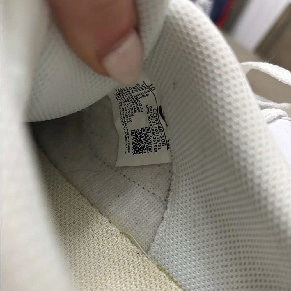 Nike Court Royale 2 - Picture 2 of 9